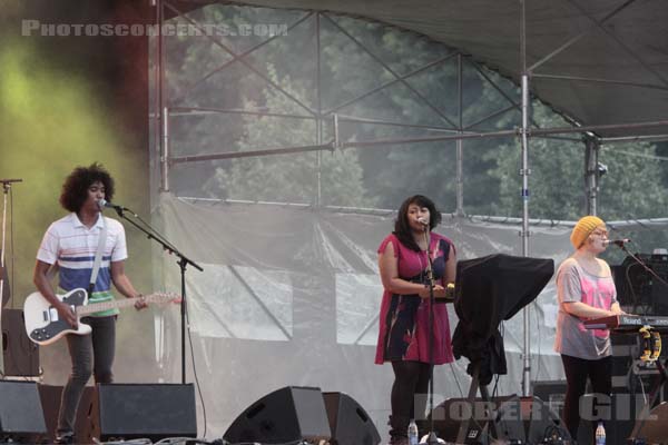 BLACK KIDS - 2008-08-29 - SAINT CLOUD - Domaine National - Scene de l'Industrie - 